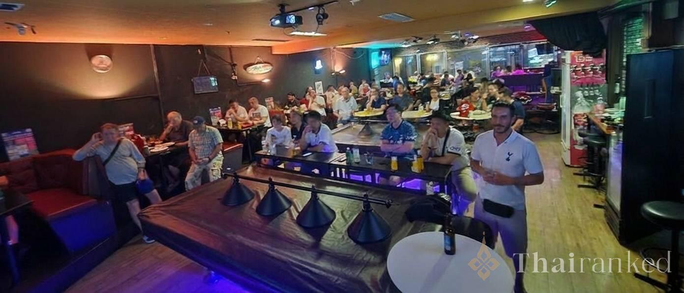 The Sportsman Sports Bar (Sukhumvit 13) 