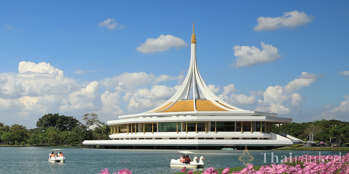 Suan Luang Rama IX Park (King Rama IX Park)