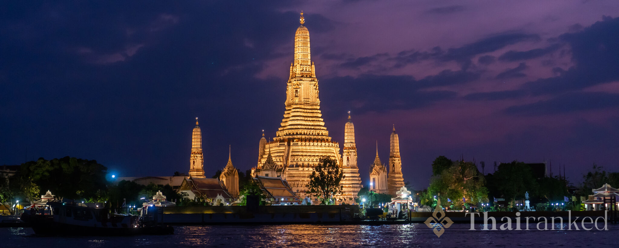 Wat Arun (Temple of Dawn)