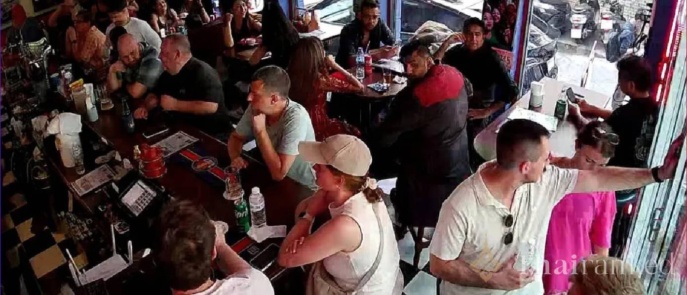  Buddy’s Bar & Grill (Multiple Sukhumvit Locations)