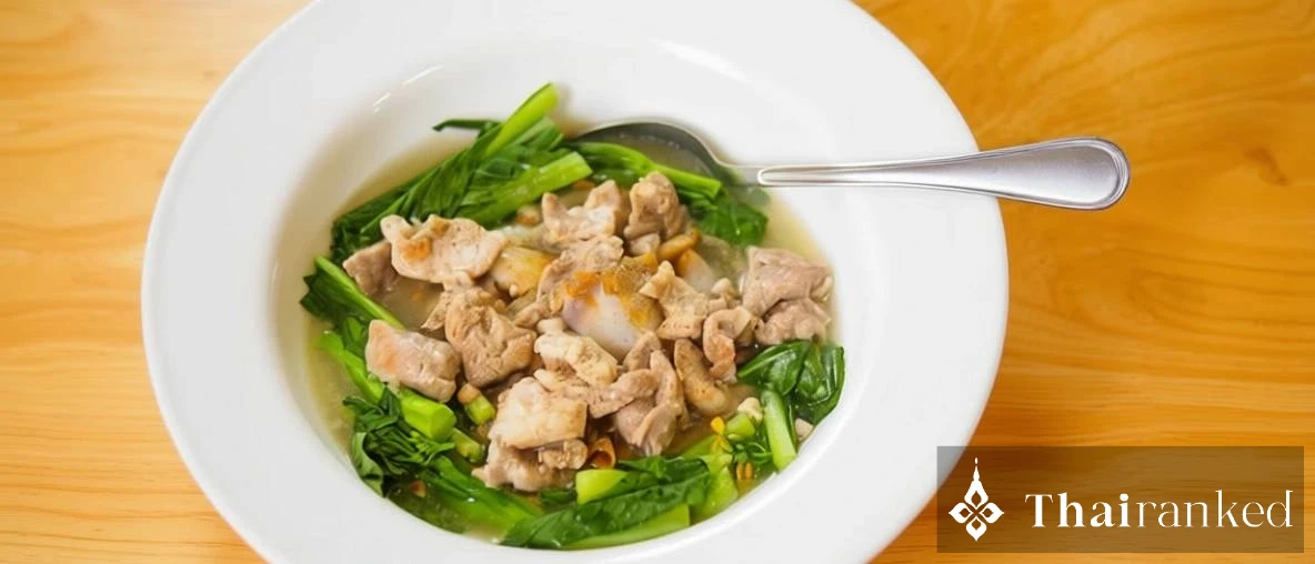 Rad Na (Thai Gravy Noodles)