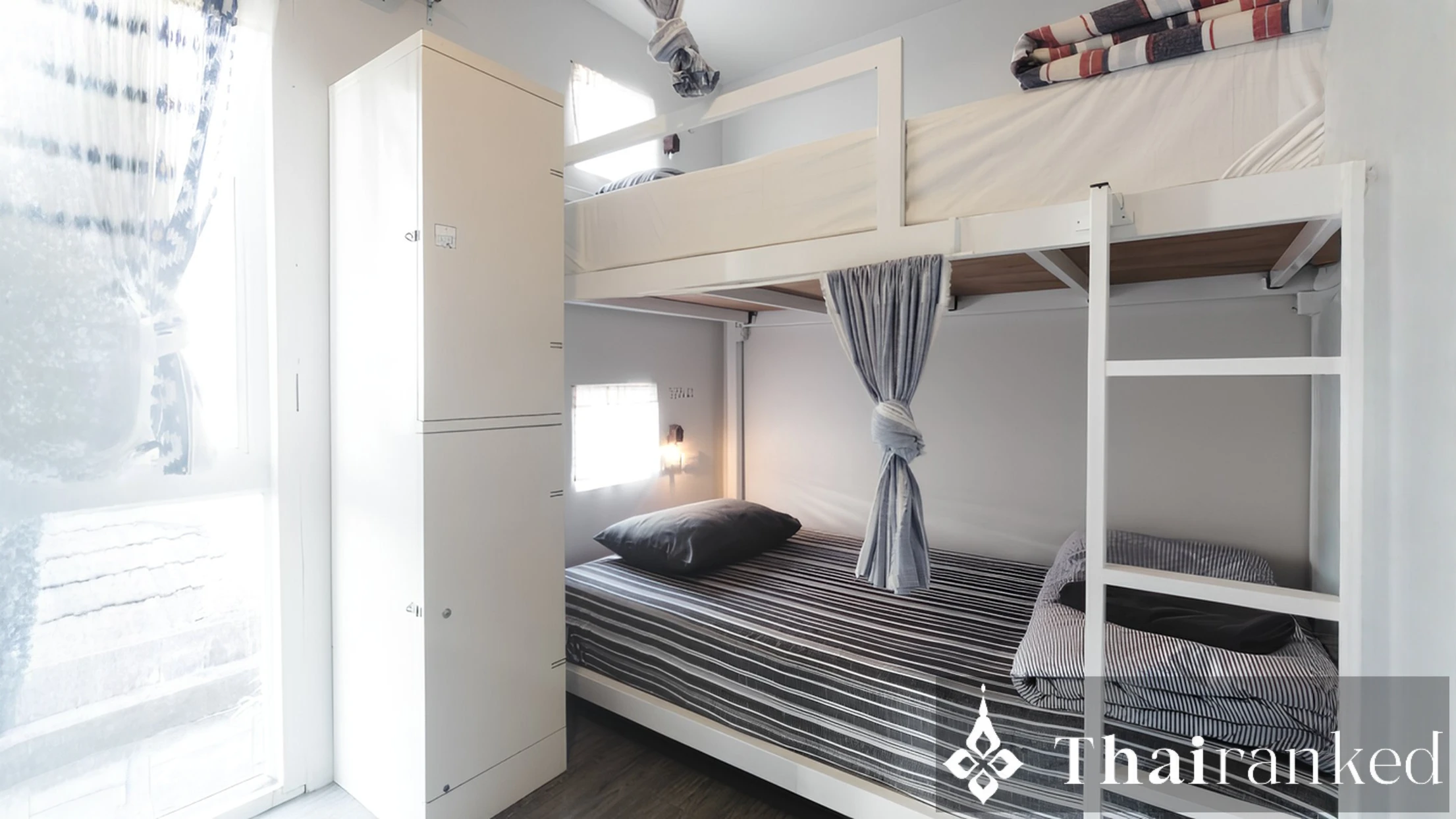 The Yard Hostel (Ari)