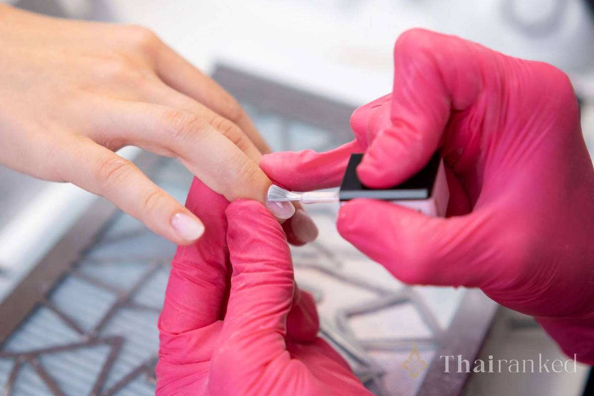 NangEye Beauty Studio (BTS Nana/Sukhumvit 4)