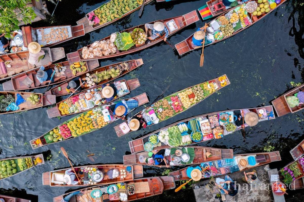 Ayothaya Floating Market