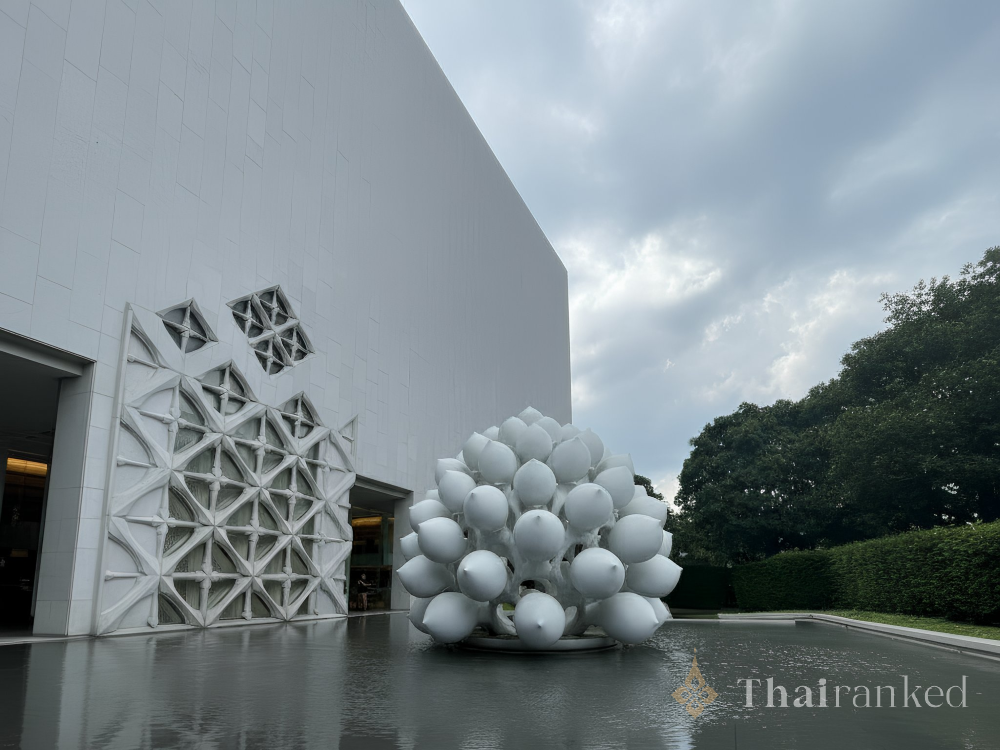 バンコク現代美術館 (MOCA Bangkok) – 現代タイの名作