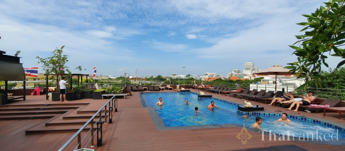 D&D Inn Khaosan