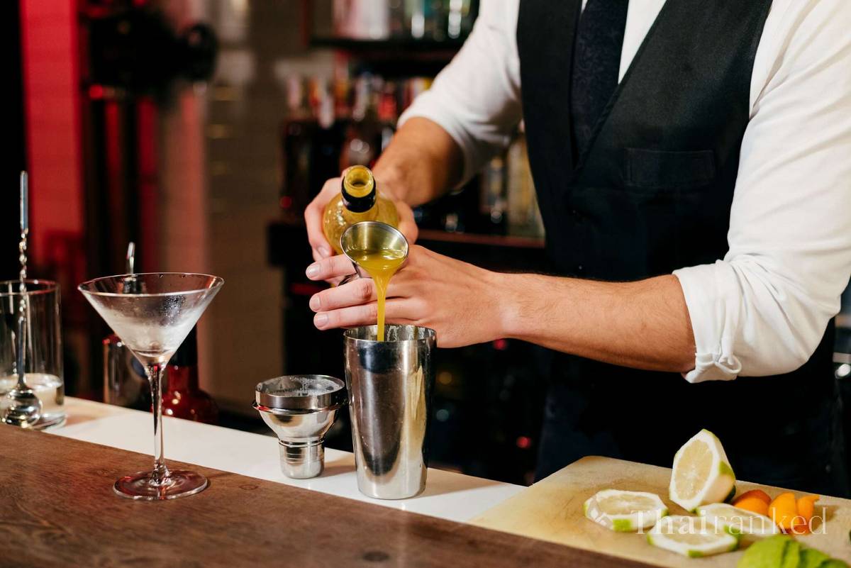 7 Best Bars in Thonglor: Where to Drink in Bangkok’s Coolest District - thumbnail