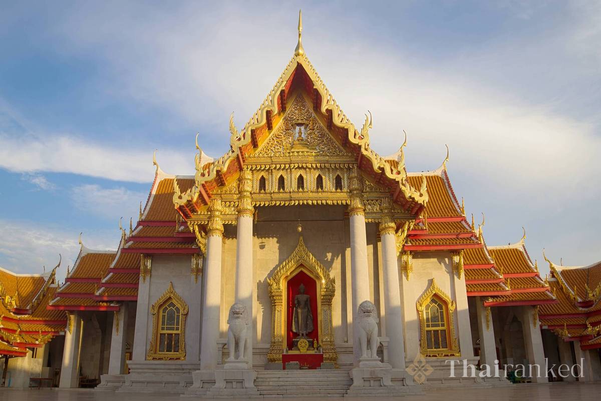 Wat Benchamabophit (The Marble Temple) – Bangkok