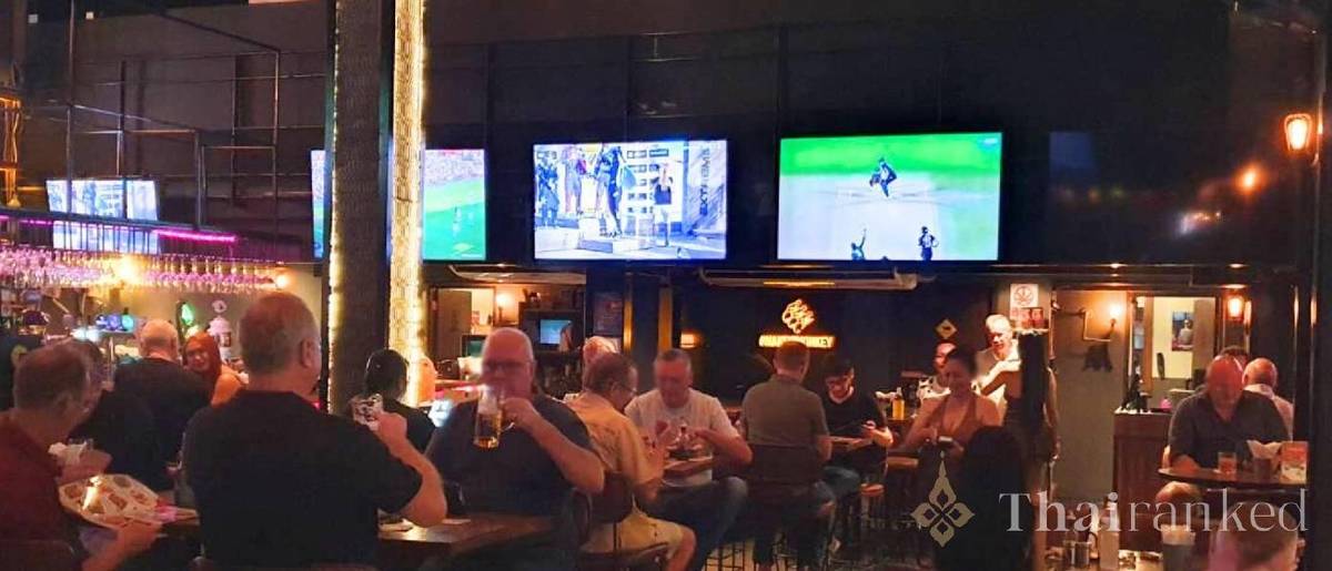 Viva Sports Bar (สุขุมวิท ซอย 8)
