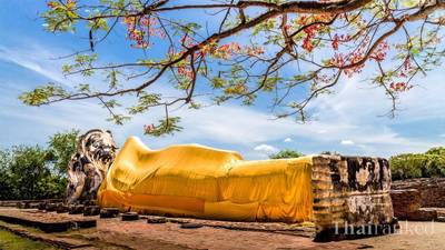 Wat Lokayasutharam (Reclining Buddha)