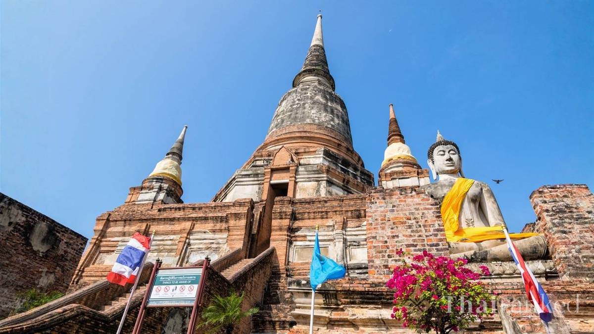 Wat Yai Chai Mongkhon