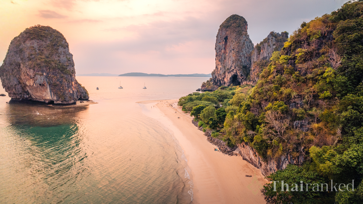 Krabi (~1.5M visitantes)